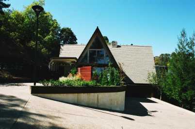 Contemporary (House: A-frame) (1)